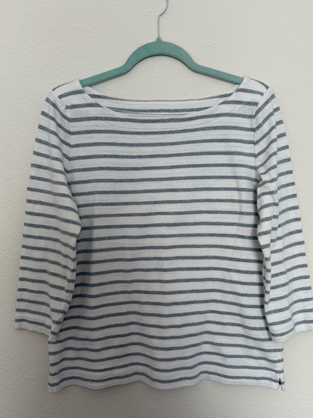 LOFT Women’s Medium White & Gray Striped Boatneck 3/4 Sleeve Cotton Shirt
